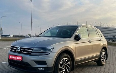 Volkswagen Tiguan II, 2018 год, 2 985 000 рублей, 1 фотография