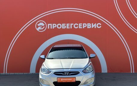Hyundai Solaris II рестайлинг, 2014 год, 880 000 рублей, 2 фотография