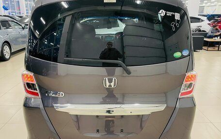 Honda Freed I, 2013 год, 1 550 000 рублей, 4 фотография