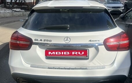 Mercedes-Benz GLA, 2019 год, 3 300 000 рублей, 3 фотография