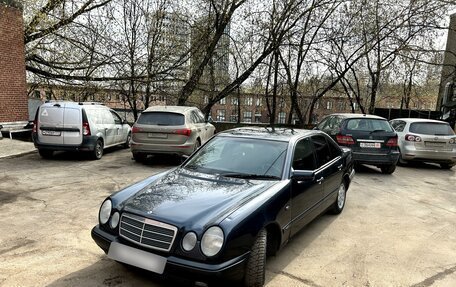 Mercedes-Benz E-Класс, 1998 год, 450 000 рублей, 5 фотография