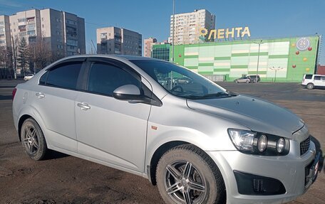Chevrolet Aveo III, 2014 год, 900 000 рублей, 4 фотография