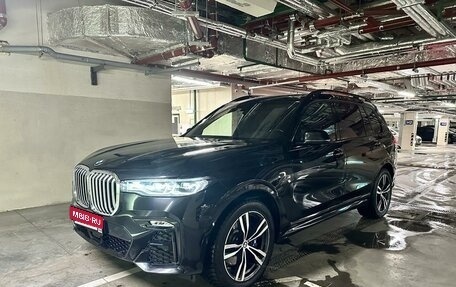 BMW X7, 2021 год, 11 100 000 рублей, 3 фотография