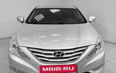 Hyundai Sonata VI, 2011 год, 959 000 рублей, 2 фотография