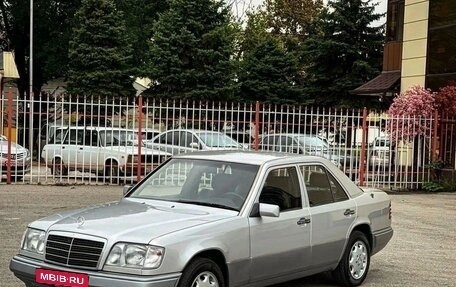 Mercedes-Benz E-Класс, 1994 год, 1 200 000 рублей, 1 фотография