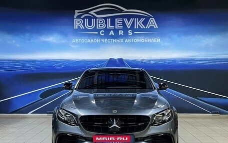 Mercedes-Benz E-Класс AMG, 2018 год, 7 469 000 рублей, 2 фотография