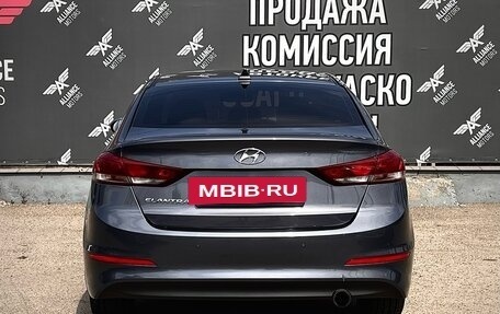 Hyundai Elantra VI рестайлинг, 2017 год, 1 400 000 рублей, 6 фотография