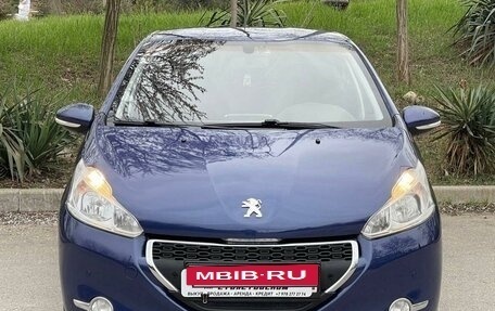 Peugeot 208 II, 2013 год, 835 000 рублей, 2 фотография