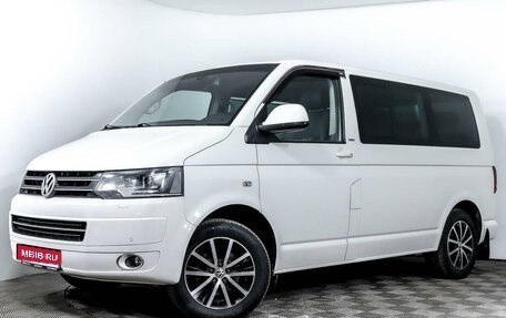 Volkswagen Multivan T5, 2012 год, 2 349 000 рублей, 1 фотография