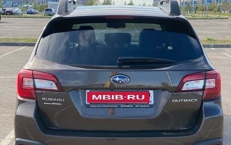 Subaru Outback IV рестайлинг, 2017 год, 2 560 000 рублей, 3 фотография