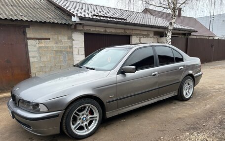 BMW 5 серия, 2002 год, 620 000 рублей, 3 фотография