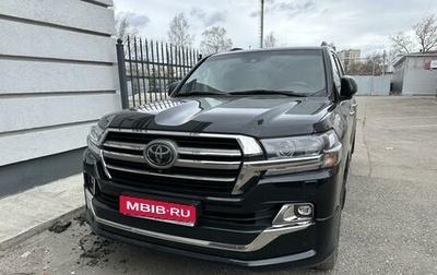 Toyota Land Cruiser 200, 2019 год, 9 350 000 рублей, 1 фотография