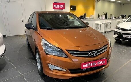 Hyundai Solaris II рестайлинг, 2015 год, 1 069 000 рублей, 3 фотография