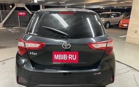 Toyota Vitz, 2019 год, 910 000 рублей, 5 фотография
