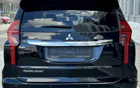 Mitsubishi Pajero Sport III рестайлинг, 2021 год, 5 397 000 рублей, 4 фотография