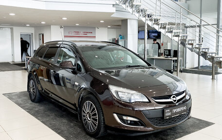 Opel Astra J, 2013 год, 1 061 000 рублей, 3 фотография