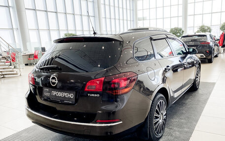 Opel Astra J, 2013 год, 1 061 000 рублей, 5 фотография