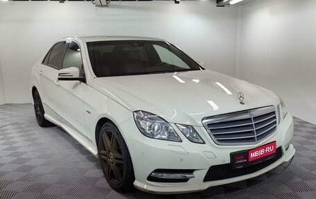 Mercedes-Benz E-Класс, 2011 год, 1 535 000 рублей, 1 фотография