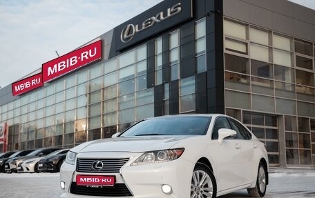 Lexus ES VII, 2013 год, 2 650 000 рублей, 1 фотография