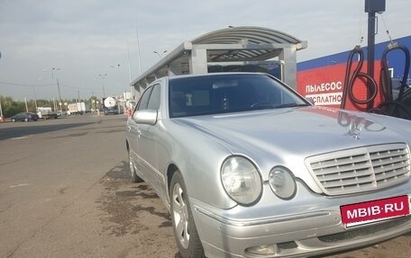 Mercedes-Benz E-Класс, 2000 год, 600 000 рублей, 2 фотография