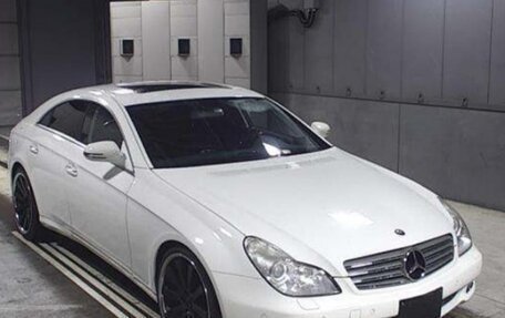 Mercedes-Benz CLS, 2005 год, 2 300 000 рублей, 2 фотография
