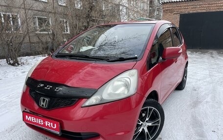 Honda Fit III, 2010 год, 805 000 рублей, 1 фотография