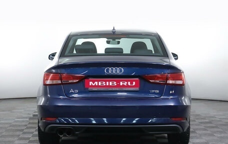 Audi A3, 2018 год, 2 139 000 рублей, 6 фотография