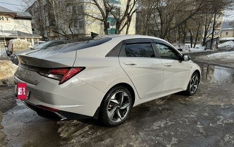 Hyundai Elantra, 2021 год, 2 500 000 рублей, 5 фотография