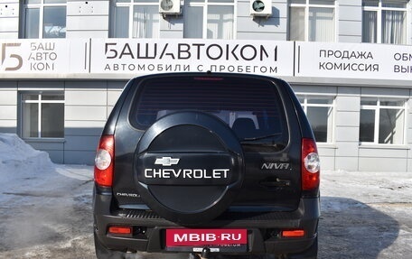 Chevrolet Niva I рестайлинг, 2012 год, 640 000 рублей, 5 фотография