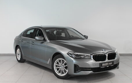 BMW 5 серия, 2020 год, 5 355 000 рублей, 3 фотография
