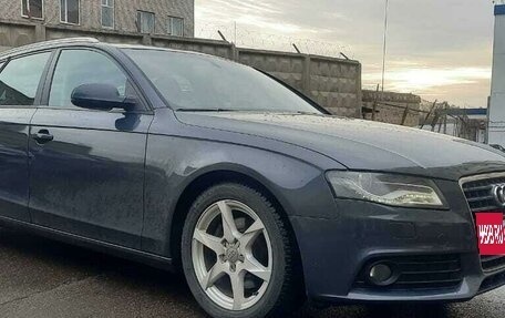 Audi A4, 2010 год, 1 490 000 рублей, 4 фотография