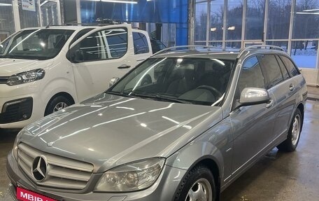 Mercedes-Benz C-Класс, 2008 год, 1 250 000 рублей, 1 фотография