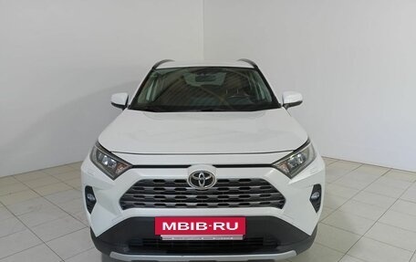 Toyota RAV4, 2020 год, 3 690 000 рублей, 3 фотография