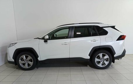 Toyota RAV4, 2020 год, 3 690 000 рублей, 7 фотография