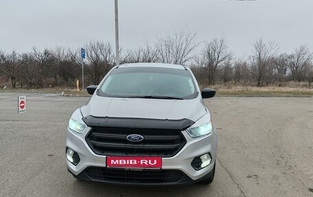 Ford Escape III, 2019 год, 2 100 000 рублей, 1 фотография