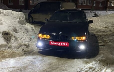 BMW 5 серия, 1996 год, 550 000 рублей, 3 фотография