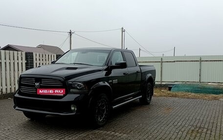 Dodge RAM IV, 2016 год, 4 080 000 рублей, 2 фотография