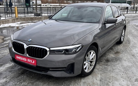 BMW 5 серия, 2022 год, 5 790 000 рублей, 1 фотография