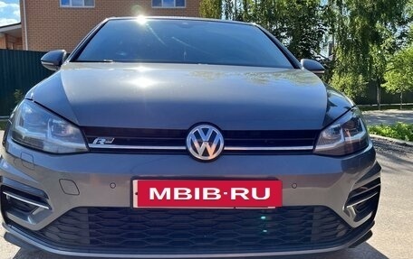 Volkswagen Golf VII, 2018 год, 2 450 000 рублей, 3 фотография