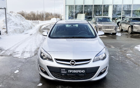 Opel Astra J, 2013 год, 999 000 рублей, 2 фотография