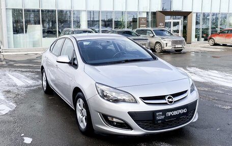 Opel Astra J, 2013 год, 999 000 рублей, 3 фотография