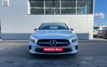 Mercedes-Benz A-Класс, 2020 год, 2 570 000 рублей, 2 фотография