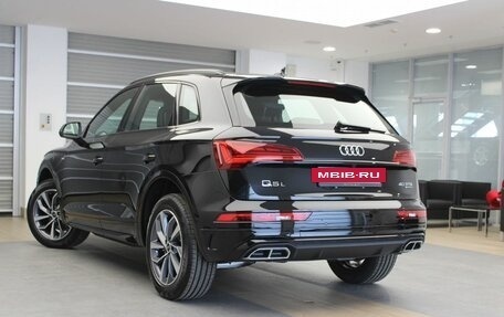 Audi Q5, 2023 год, 7 865 000 рублей, 4 фотография