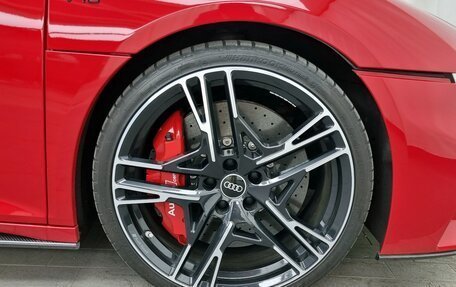 Audi R8, 2021 год, 17 500 000 рублей, 5 фотография