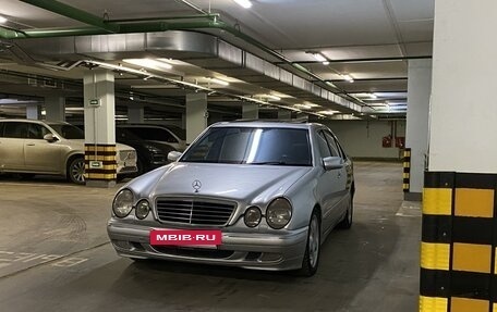 Mercedes-Benz E-Класс, 2000 год, 800 000 рублей, 4 фотография