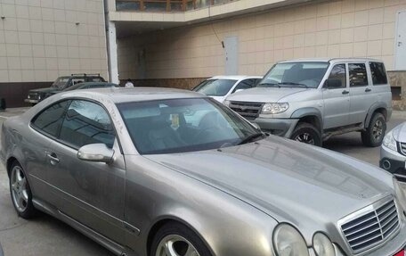 Mercedes-Benz CLK-Класс, 2000 год, 449 000 рублей, 1 фотография