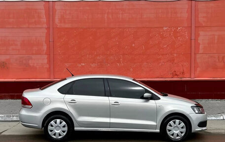 Volkswagen Polo VI (EU Market), 2013 год, 730 000 рублей, 2 фотография