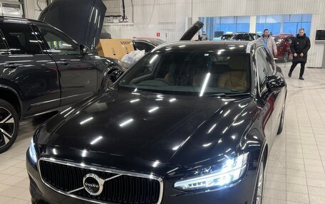 Volvo V90 II, 2017 год, 2 610 000 рублей, 2 фотография