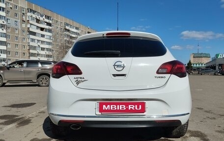 Opel Astra J, 2014 год, 870 000 рублей, 9 фотография
