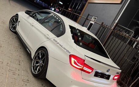 BMW 3 серия, 2011 год, 2 270 000 рублей, 2 фотография